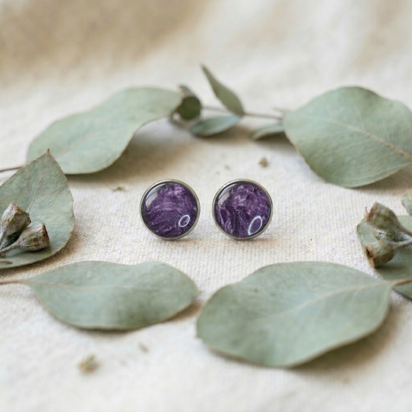 Marmorierte Ohrstecker in Violett | Größe L (12 mm)