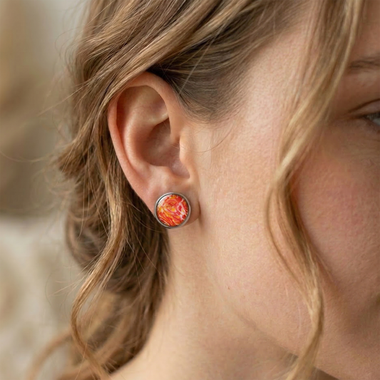 Marmorierte Ohrstecker in Orange-Gelb | Größe L (12 mm)