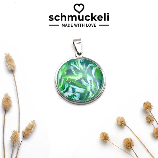 Runder Anhänger Waldglanz– Schmuckanhänger wie ein Tanz aus Licht und Blättern, handgefertigt aus Edelstahl & Polymer Clay - mit 45 cm langer Edelstahlkette