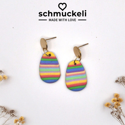 Regenfreude – Ovale Ohrringe in Regenbogenfarben aus Polymer Clay