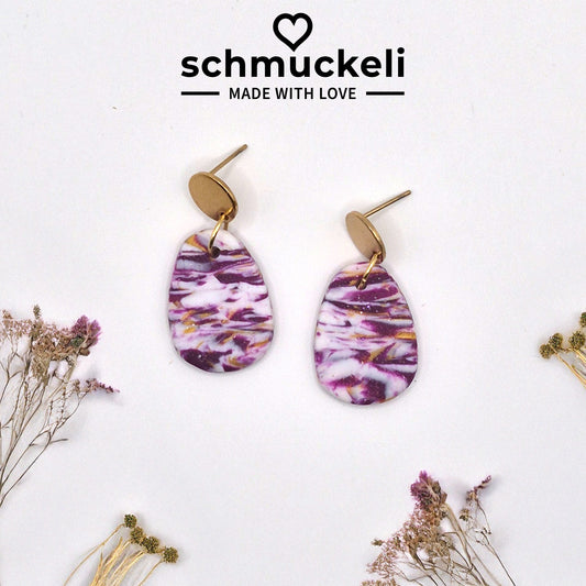Beerenrausch – Marmorierte Ohrringe in Lila & Gold aus Polymer Clay