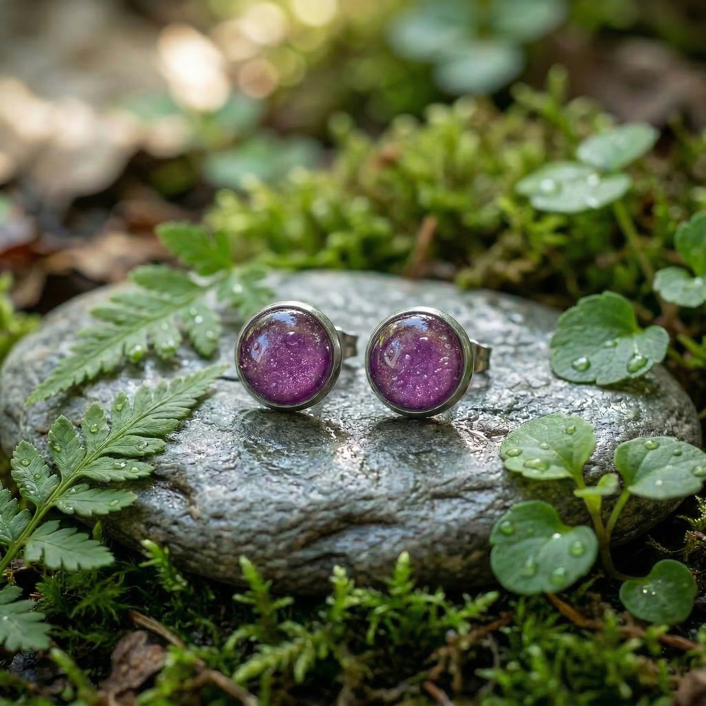 Marmorierte Ohrstecker in Violett Glitzer | Größe L (12 mm)