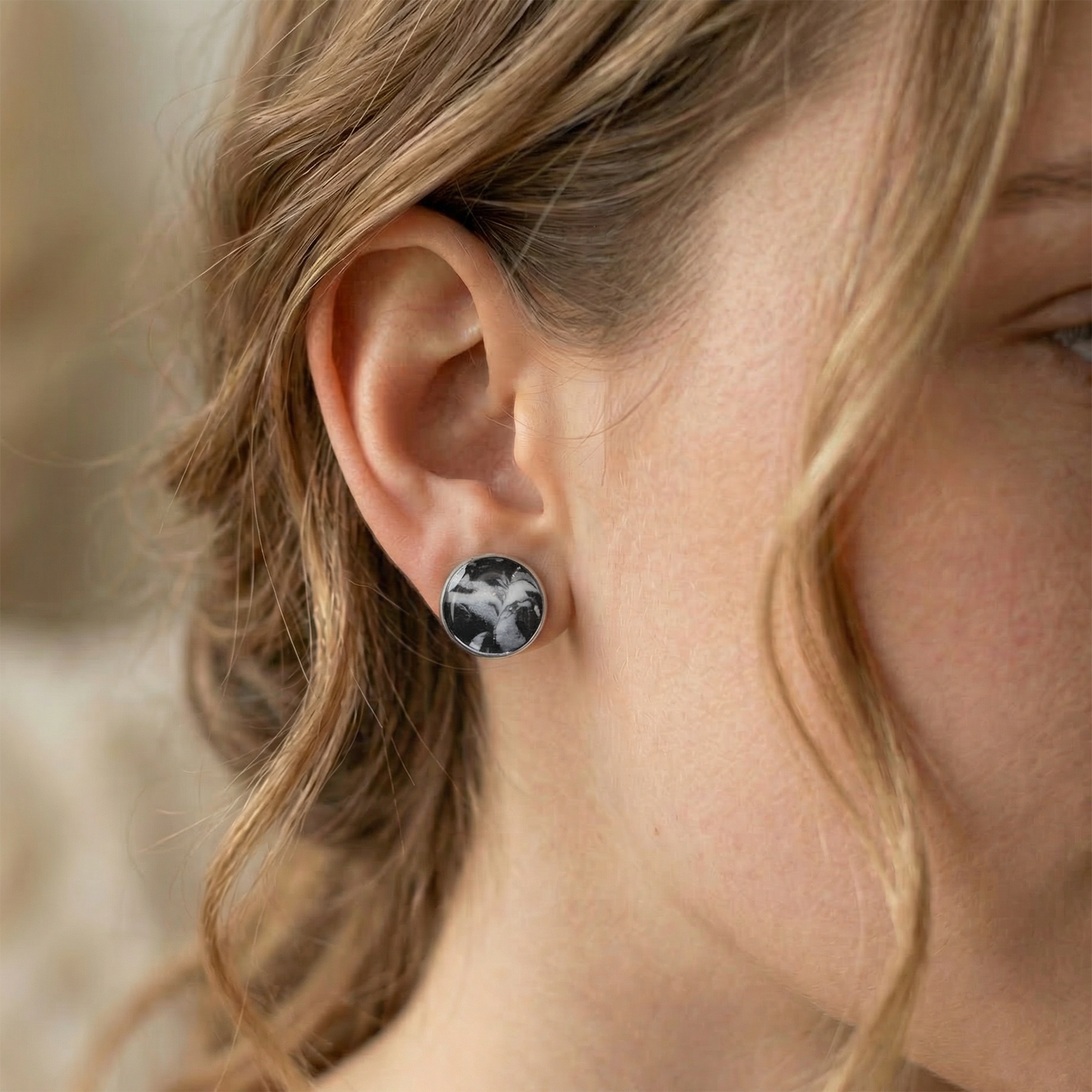 Marmorierte Ohrstecker in Schwarz-Weiß | Größe L (12 mm)