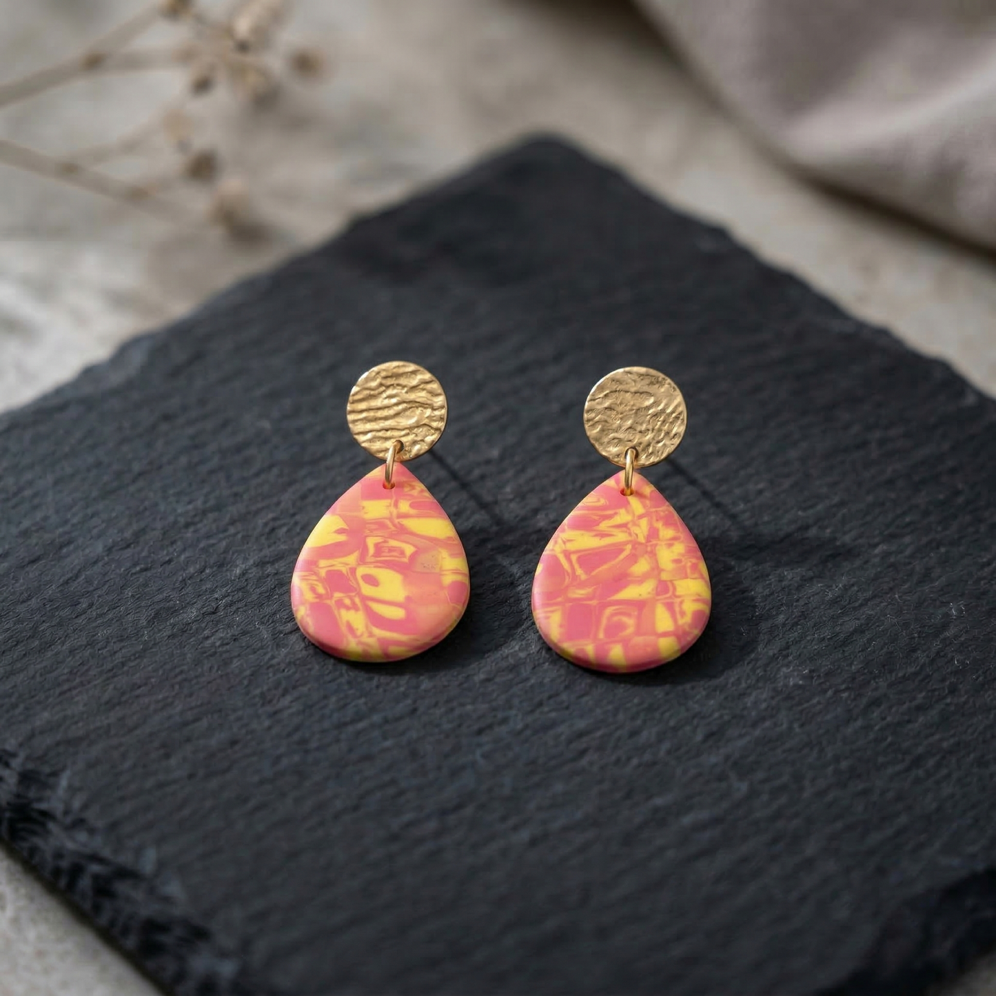 Sonnenglanz – Leichte Ohrringe in Sonnenfarben, handmade & einzigartig