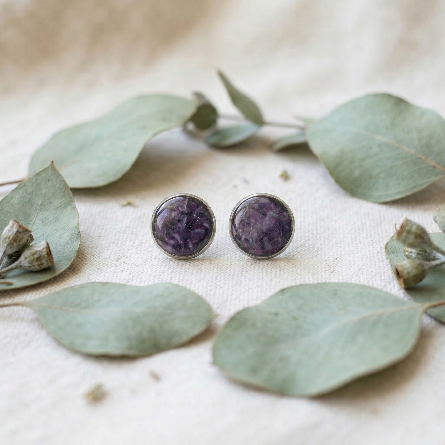 Marmorierte Ohrstecker in Violett | Größe M (10 mm)