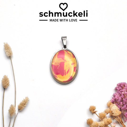 Ovaler Anhänger Sommersinn – Kettenanhänger in sonniger Marmoroptik, handgefertigt aus Edelstahl & Polymer Clay - mit 45 cm langer Edelstahlkette