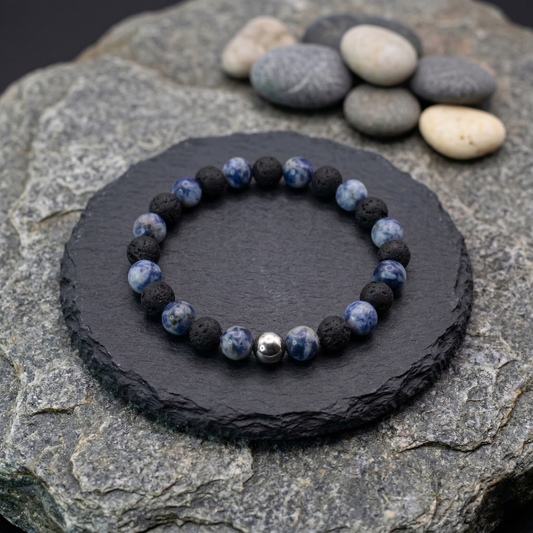 Elementare Kraft – Armband aus Lavastein & Blauem Jaspis mit Edelstahl-Akzent