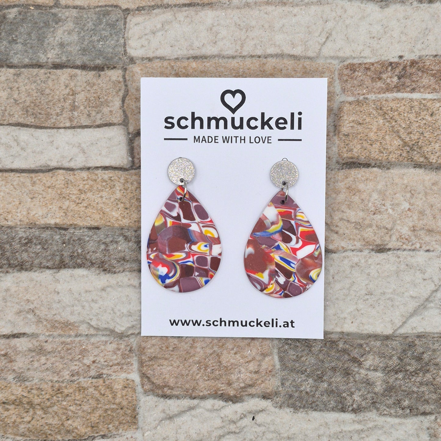 Wirbela – Bunte Tropfen-Ohrringe aus Polymer Clay