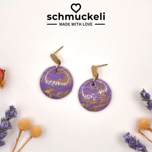 Fliederwind – Lila-Goldene Ohrringe in Marmoroptik
