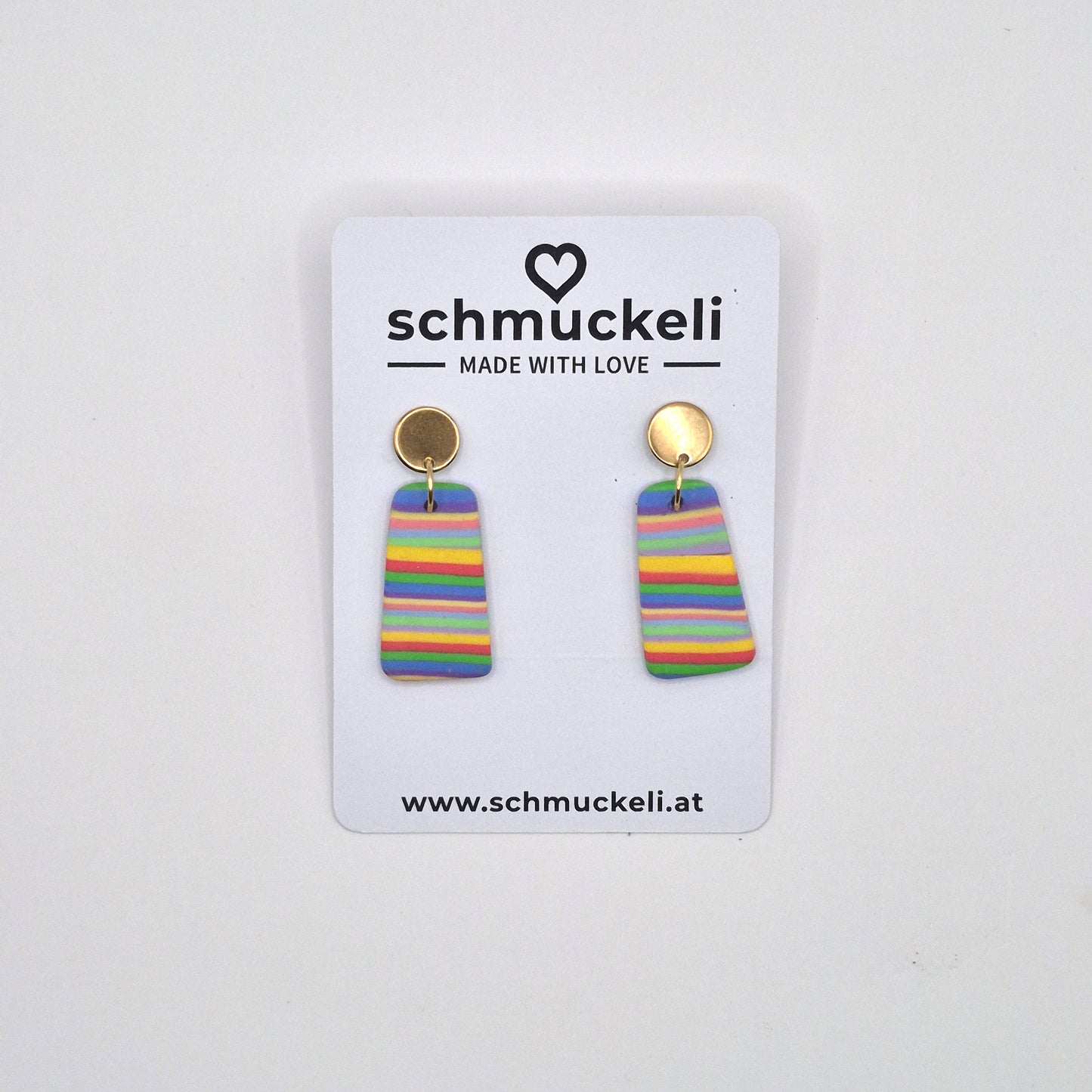Regenfreude – Trapezförmige Ohrringe in Regenbogenfarben aus Polymer Clay