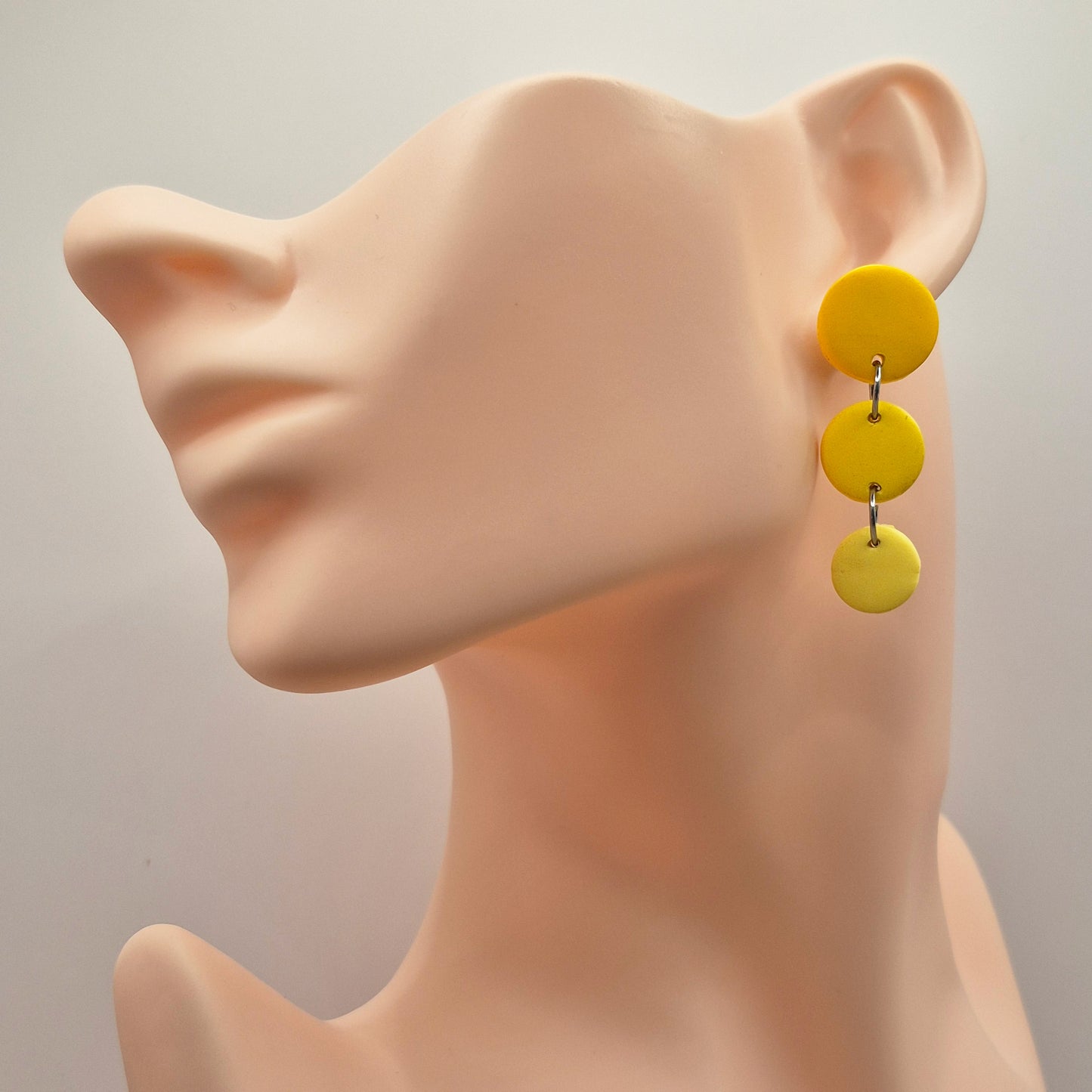 FARBTANZ  Sonnenwirbel - dreiteilige Ohrringe aus Polymer Ton in Gelbtönen