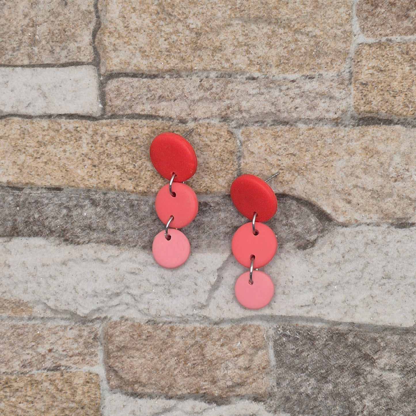 FARBTANZ  Beerenklang - dreiteilige Ohrringe aus Polymer Ton in Rottönen