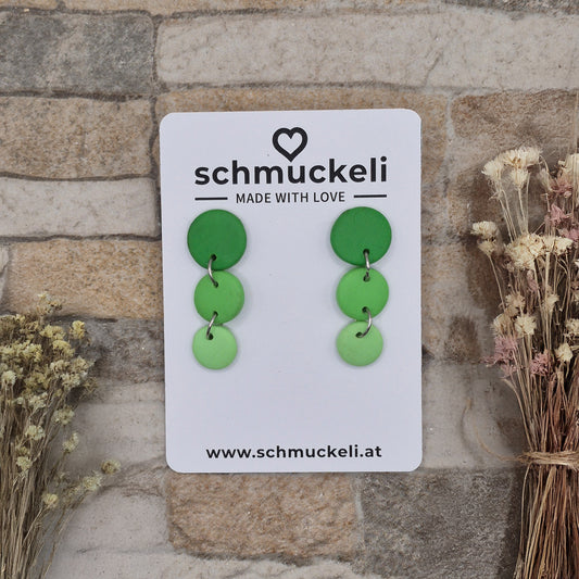 FARBTANZ  Wiesenspiel - dreiteilige Ohrringe aus Polymer Ton in Grüntönen