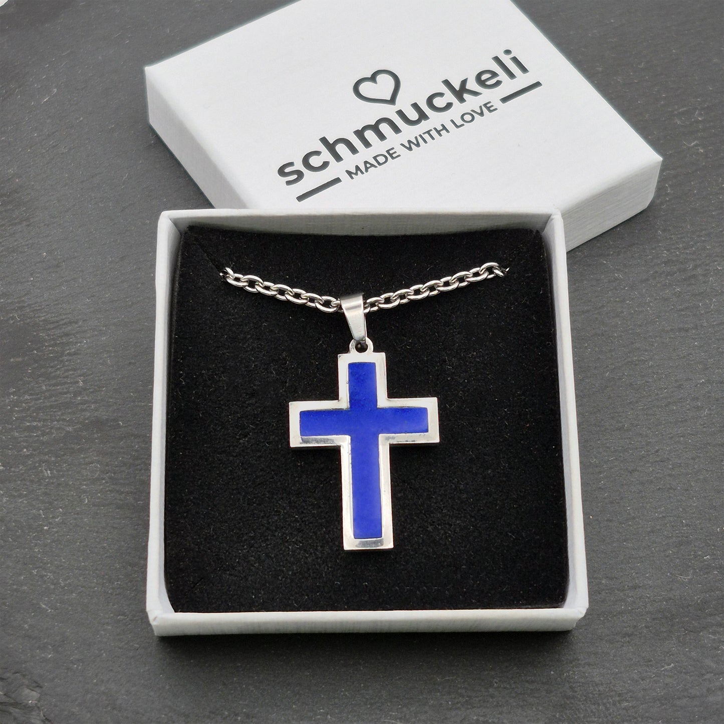 Kraftkreuz Horizont – Blauer Kreuzanhänger aus Edelstahl & Polymer Clay - mit 45 cm langer Edelstahlkette